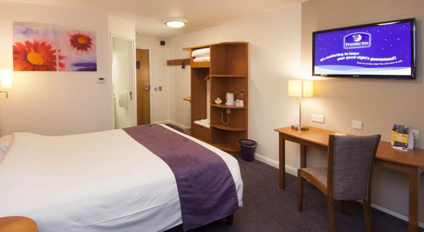 Premier Inn Basingstoke West Exteriér fotografie