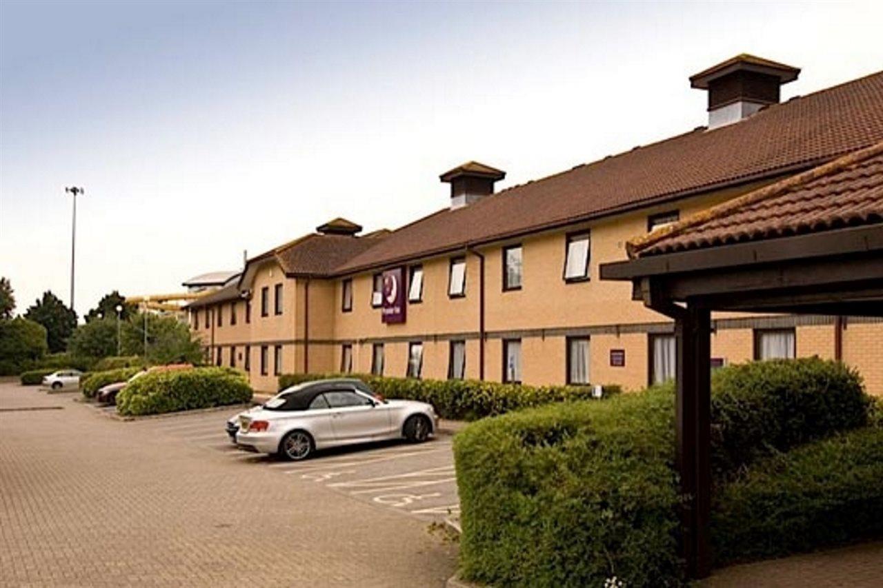 Premier Inn Basingstoke West Exteriér fotografie