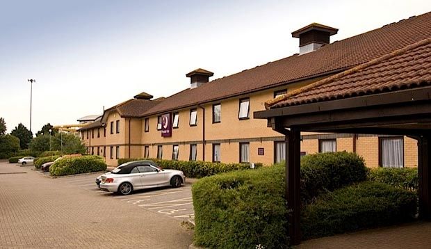 Premier Inn Basingstoke West Exteriér fotografie